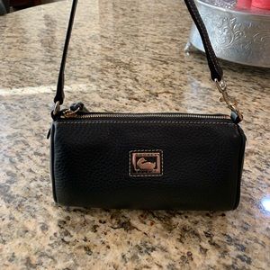 Dooney bourke barrel bag